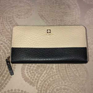 Black and Tan Kate Spade Wallet